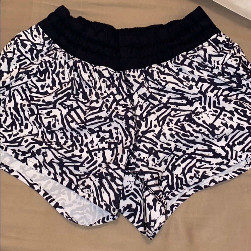 Lululemon Tracker Short 4”